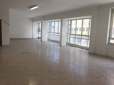 Escritório à venda em Sacavém e Prior Velho, Loures