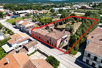 Moradia T10 à venda em Lousã e Vilarinho, Lousã