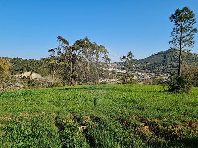 Terreno à venda em Lousa, Loures