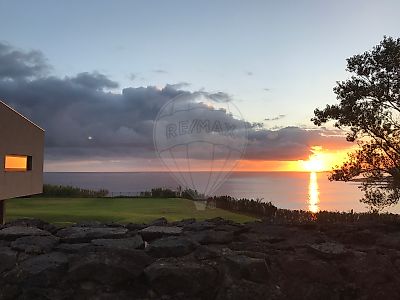 Moradia T3 de luxo à venda em Santa Cruz, Lagoa (São Miguel) | RE/MAX Portugal