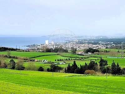 Terreno à venda em Santa Cruz, Lagoa (São Miguel)