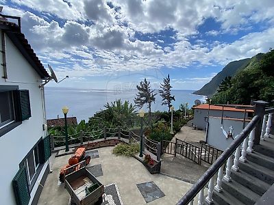 Moradia T3 à venda em Nordeste, Nordeste | RE/MAX Portugal
