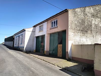 Garagem à venda em Fenais da Ajuda, Ribeira Grande | RE/MAX Portugal