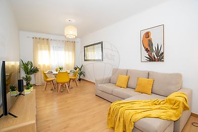 Apartamento T2 à venda em Rosto de Cão (São Roque), Ponta Delgada | RE/MAX Portugal