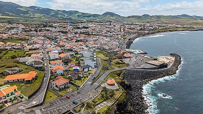 Moradia T3 à venda em Ribeira Grande (Matriz), Ribeira Grande | RE/MAX Portugal