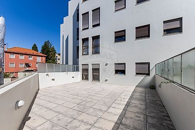 Apartamento para arrendar em Paranhos