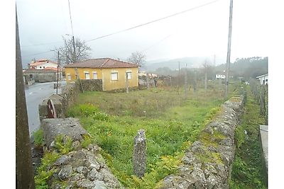 Terreno à venda em Oleiros, Ponte da Barca