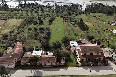 Moradia T2 à venda em Vinha da Rainha, Soure