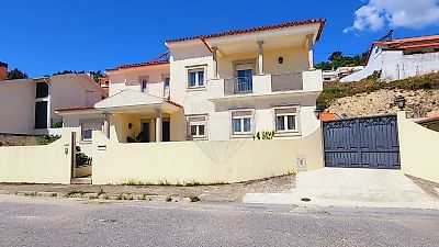 Moradia T6 à venda em Covilhã e Canhoso, Covilhã