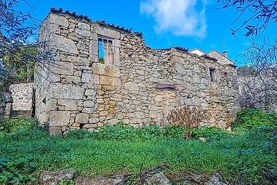 Moradia T1 à venda em Belmonte e Colmeal da Torre, Belmonte