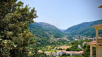 Terreno à venda em Santa Maria, Manteigas