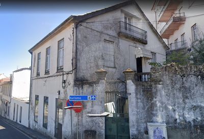 Moradia T3 à venda em Covilhã e Canhoso, Covilhã | RE/MAX Portugal