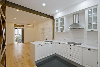Apartamento para arrendar em Misericórdia
