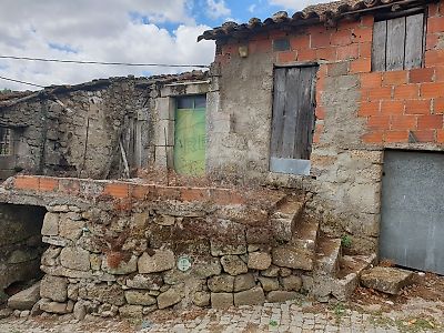 Moradia T3 à venda em Castedo, Torre de Moncorvo