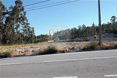 Terreno à venda em Sendim, Felgueiras