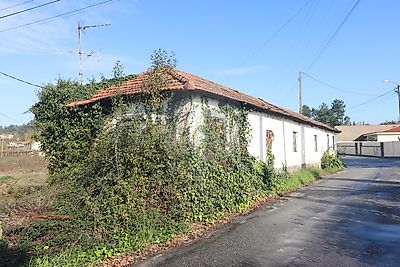 Terreno à venda em Lodares, Lousada