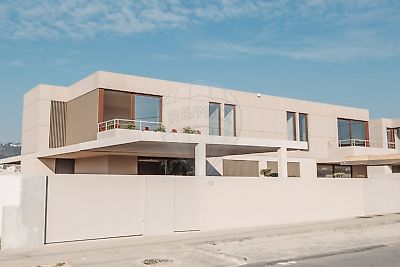 Moradia T3 à venda em Margaride (Santa Eulália), Várzea, Lagares, Varziela e Moure, Felgueiras