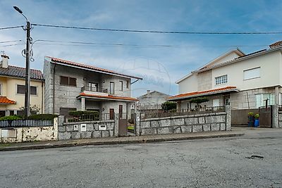Moradia T4 à venda em Margaride (Santa Eulália), Várzea, Lagares, Varziela e Moure, Felgueiras