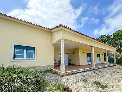 Moradia T6 à venda em Lourinhã e Atalaia, Lourinhã