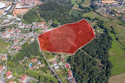 Terreno à venda em Cabanelas, Vila Verde