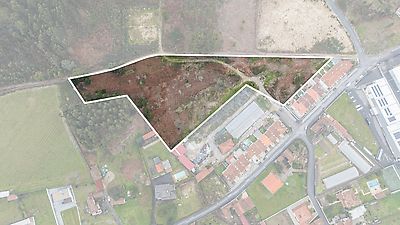 Terreno à venda em Carvalhosa, Paços de Ferreira