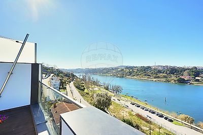 Moradia T3 de luxo à venda em Gondomar (São Cosme), Valbom e Jovim, Gondomar