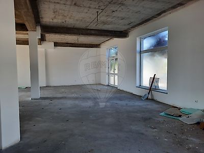 Loja à venda em Lardosa, Castelo Branco