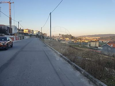 Terreno à venda em Celeirós, Aveleda e Vimieiro, Braga