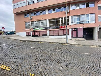 Loja à venda em Braga (Maximinos, Sé e Cividade), Braga