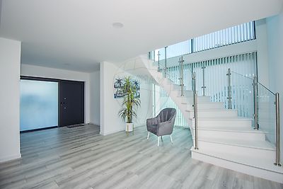 Moradia T5 de luxo à venda em Porto Salvo, Oeiras