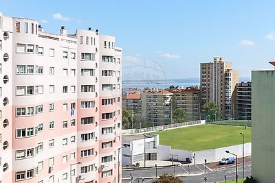 Apartamento para arrendar em Areeiro