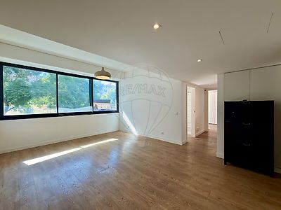 Apartamento para arrendar em Parque das Nações