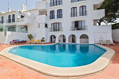 House T3 for sale in Quarteira, Loulé