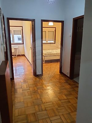 Apartamento para arrendar em Paranhos