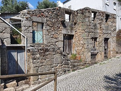 Moradia à venda em São Gião, Oliveira do Hospital
