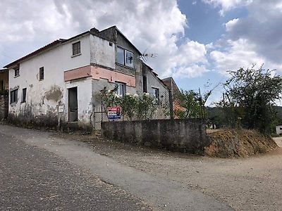 Moradia T3 à venda em Ázere e Covelo, Tábua