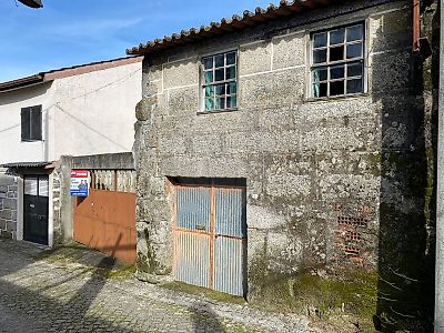 Moradia T2 à venda em Queirã, Vouzela