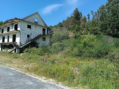 Terreno à venda em Caçarilhe e Infesta, Celorico de Basto