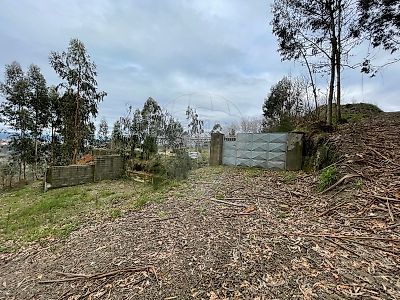 Terreno à venda em Freixo de Cima e de Baixo, Amarante