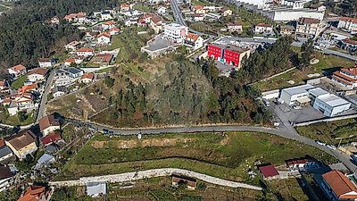 Terreno à venda em Freixo de Cima e de Baixo, Amarante