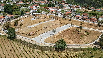 Terreno à venda em Friande, Felgueiras