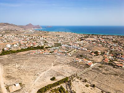 Terreno à venda em Porto Santo, Porto Santo