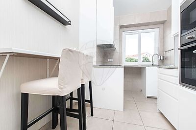 Apartamento para arrendar em Campolide