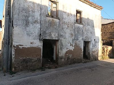 Terreno à venda em Olalhas, Tomar