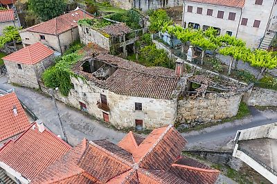 Moradia T2 à venda em São Jorge e Ermelo, Arcos de Valdevez