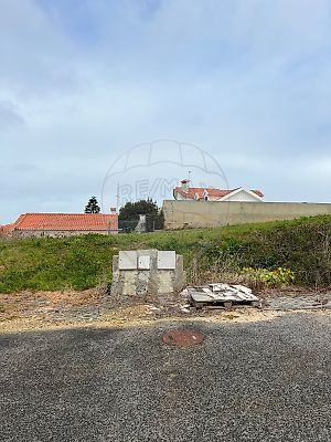 Terreno à venda em Carvoeira, Mafra