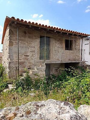 Moradia T2 à venda em Vila Chã de Braciosa, Miranda do Douro