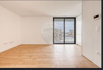 Apartamento para arrendar em Paranhos