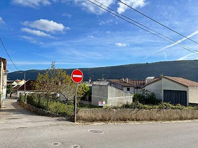 Terreno à venda em Mira de Aire, Porto de Mós