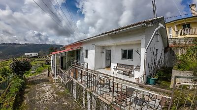 Moradia T3 à venda em Mondrões, Vila Real